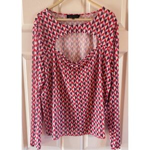 Eloquii geometrical print cutout shirt 👚